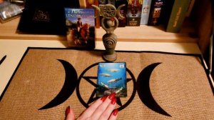 Карты Ленорман: Луна, Ключ, Рыбы, Якорь, Крест- Время и Расстояние в раскладах.