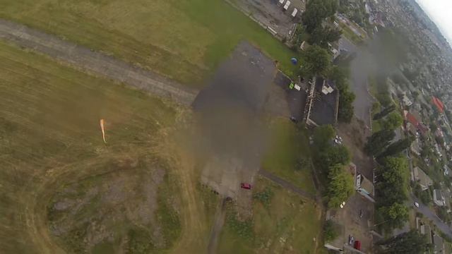 Прыжки с парашютом ХерсонПрыжки с парашютом Херсон 11 смотреть онлайн