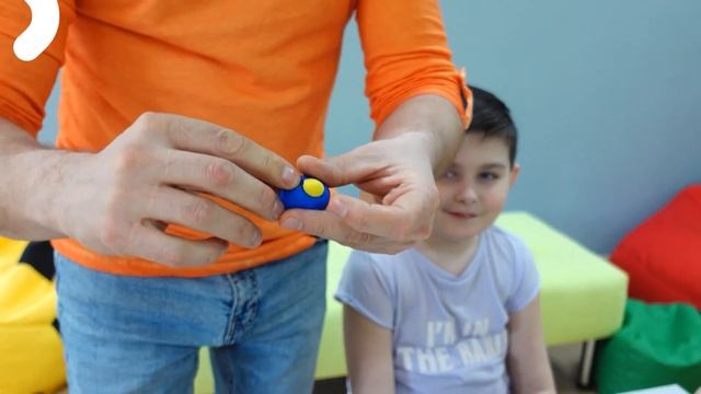 ГУСЕНИЦЯ МИРА. Ліпимо з пластиліну. САВУСИКИ ШОУ. для наймолодших ютюбчиків. смотреть онлайн