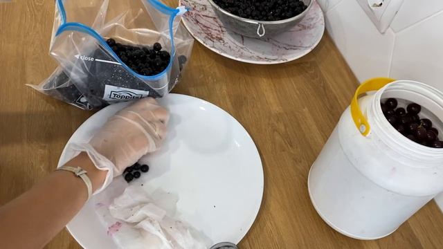 ЧТО Я ДЕЛАЮ С ЯГОДАМИ НА ЗИМУ ? ГРАНОЛА СО СМОРОДИНОЙ? ЗУБНАЯ ЩЕТКА Oclean Xpro Elite ДЖЕМ С ИМБИРЕ смотреть онлайн