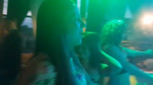 Олина свадьба. Танцы волосами)))