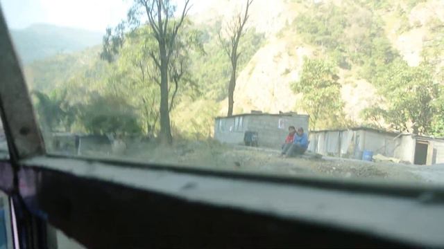 Автобус из Татопани в Покхару. Непал. Гималаи смотреть онлайн