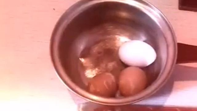 Как сварить яйца, чтобы они легко чистились