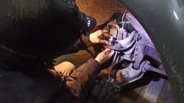 Замена шаровой опоры без съёмника на любом автомобиле
