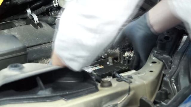 Lexus RX350, RX350L (1999-2022) - New Battery Install смотреть онлайн