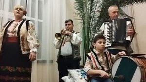 "Кынтекул ымь есте фрате".  Ансамбль молд. нар. песни "Бусуйок молдовенеск". г Рыбница МУ "РДК" 202