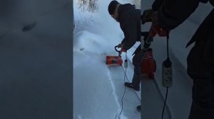 Электрическая снегоуборочная лопата STE160