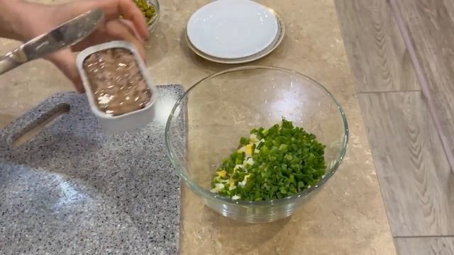 САМЫЙ БЫСТРЫЙ И ВКУСНЫЙ САЛАТ !!!