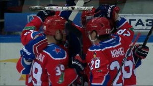 Ялмарссон забивает первую шайбу Плей-офф 2015 / Hjalmarsson scores 1st goal for 2015 GC Play-offs