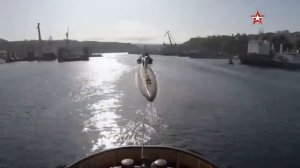 13 ноября 2021 год Буксировка советской подлодки С 49 для музея в Балаклаве