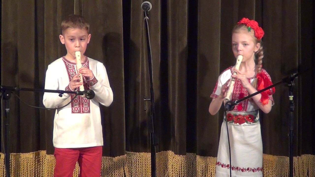 "Ой задумав комарик", Украинская народная песня смотреть онлайн