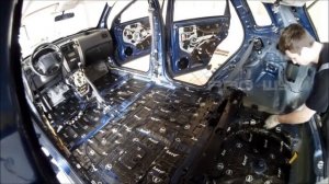 Hyundai Tucson (2008) - шумоизоляция пола и багажника (Калининград)