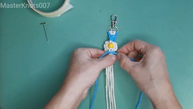Макраме брелок с бусинами своими руками/ Macrame keychain with beads - DIY