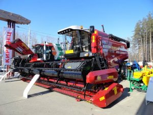 Обзор комбайна GS12 "ДЕСНА-ПОЛЕСЬЕ" 2017