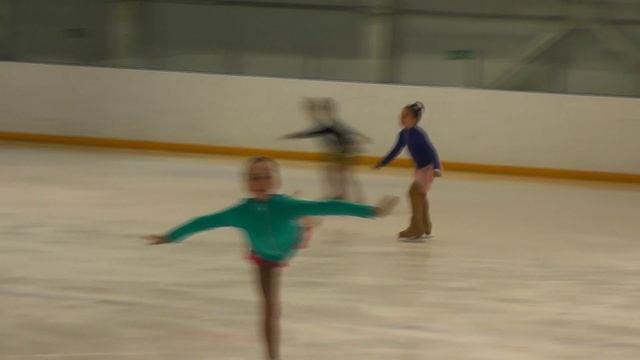 разминка - юн фигурист - Златоуст 02.05.2018 смотреть онлайн