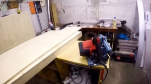 Как очень точно отпилить шпон на циркулярном станке !