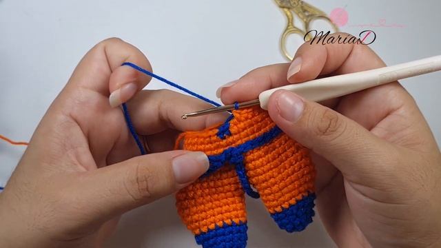 1ra parte, Amigurumi Goku tejido a crochet | Cuerpo y cabeza | Llavero o colgante para auto смотреть онлайн
