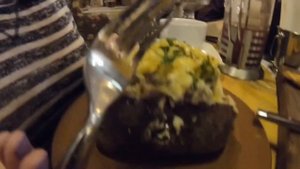 Кафе «Кусочки». Необычная подача блюд и интересные локации.