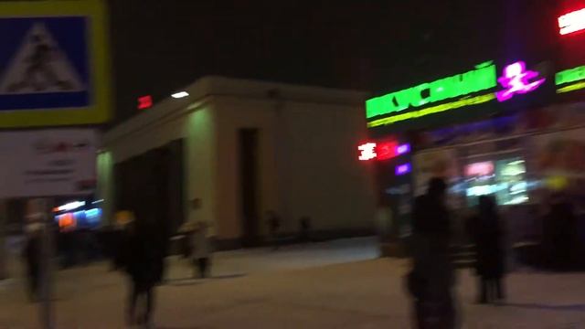 Москва. У метро "Партизанская". Направляюсь в Измайловский кремль... 28.11.2016, 18:10 смотреть онлайн