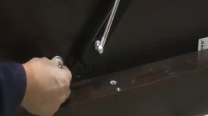 Установка подъемного механизма кровати
