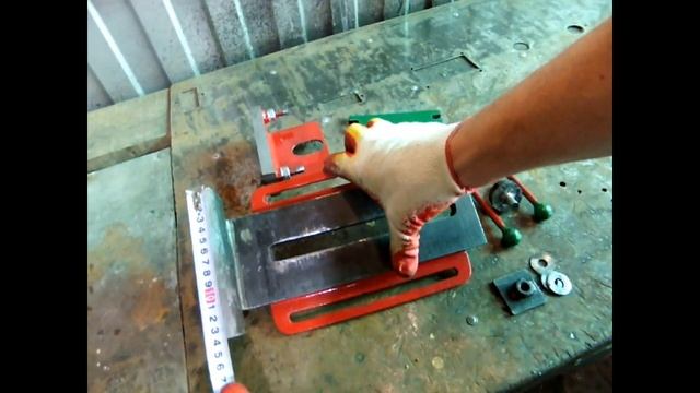 Тиски станочные с быстрозажимным механизмом своими руками.Vise with quick-release mechanism смотреть онлайн