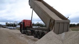 Выгрузка Тонара щебнем известняковым