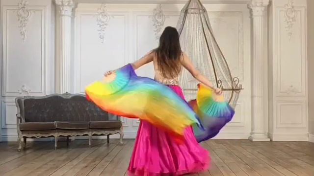 Bellydance with veil / Восточный танец с вейлами