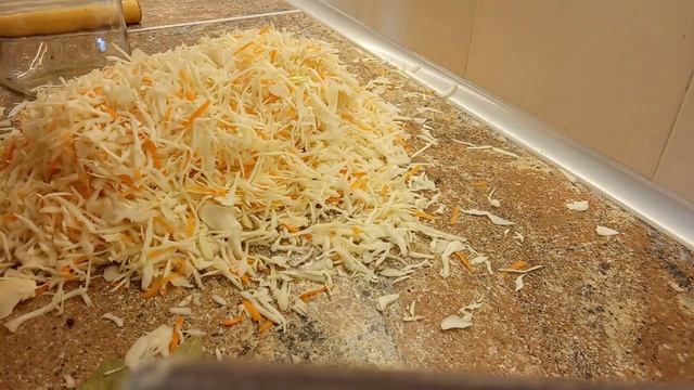 КАК ПРИГОТОВИТЬ КВАШЕНУЮ КАПУСТУ [БЕЗ УКСУСА]