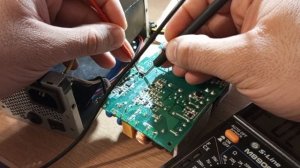 DC-250TFXURU блок питания не запускается пищит 10 коротких 1 длинный