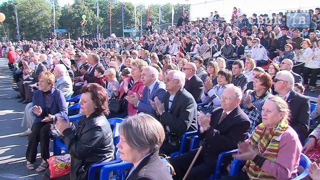 В День города в Воронеже "родился" новый Почётный гражданин смотреть онлайн