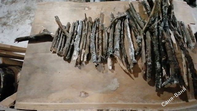 Новогодняя ёлка из веток и палок своими руками. смотреть онлайн