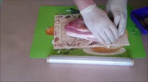 Грудинка солёная с чесноком.