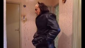 Отшлепал по заднице