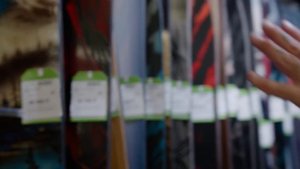 Обзор мужских сноубордов 2020-21 среднего уровня