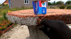 Покраска стола из артбетона