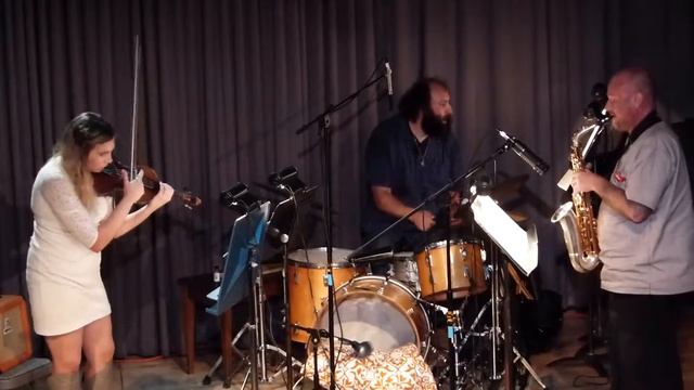 Brandon Evans Trio at the 15th Annual Outsound New Music Summit смотреть онлайн