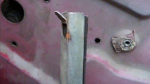 Как заменить замок и ручку двери автомобиля Заз-1102 Таврия?