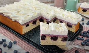 Очень вкусный быстрый Торт Пирожные с ГОЛУБИКОЙ! Тает во рту! Без желатина!