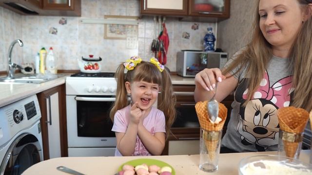 Мама наготовила Сёма, ешь, Сыктывкар, улица Ленина