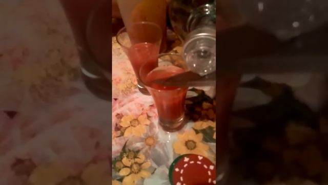 Как делать кровавую Мэри смотреть онлайн