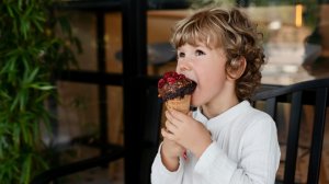 В отдалённые посёлки Югры завезут мороженое