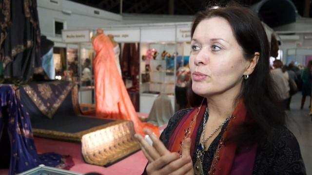 Антикварные сари. Несшитая одежда или Ткань длиною в вечность