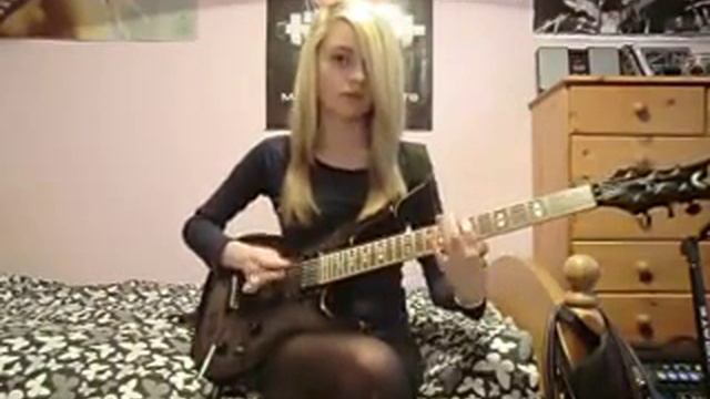 Девочка красиво играет. смотреть онлайн