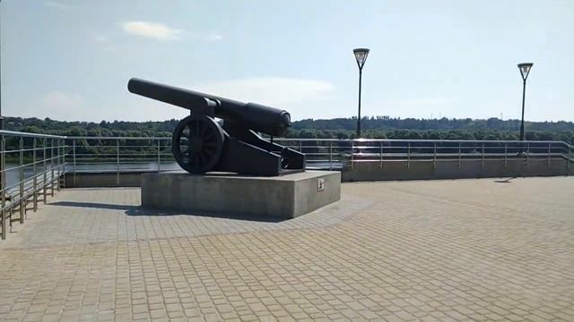 Нижний Новгород, вид снизу. Школа 20 ост - Пристань Южная ост смотреть онлайн