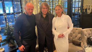 Александр Шлеменко прилетел в Москву поздравить продюсера «Бригады» Иншакова Александра Ивановича .