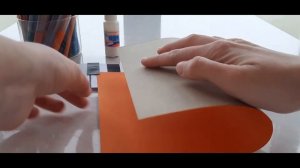 Поделка "Пианино с нотами"