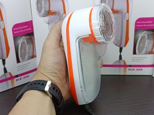 Машинка для удаления катышков с одежды. Гениальное изобретение!