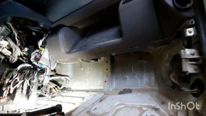 Где находится блок пневмо подвески Renault Magnum ECAS