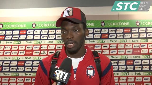 Nwankwo Simy dopo Crotone-Benevento 1-0 [1/05/2019] смотреть онлайн