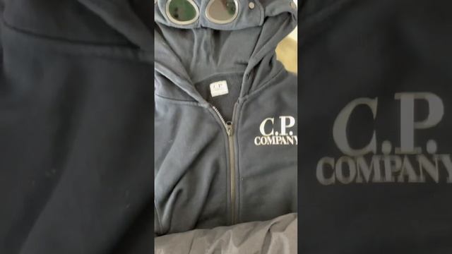 Забирают 3 кг люкс, попался stone island, cp company, napapijri